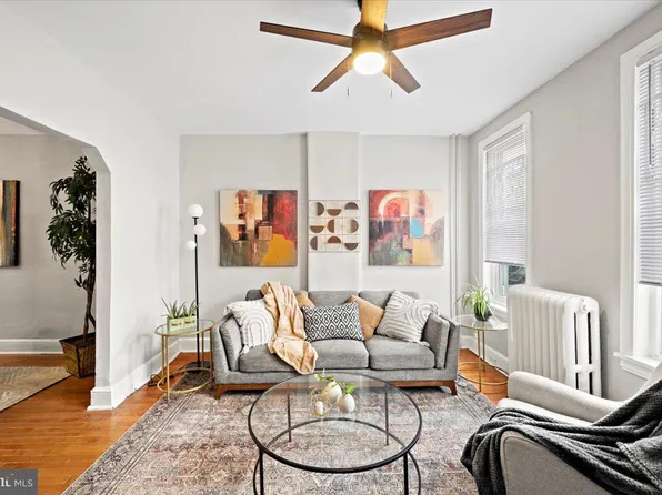 72 E Seymour St, Philadelphia, PA 19144