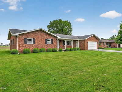 755 Nickie Ln, Fostoria, OH, 44830