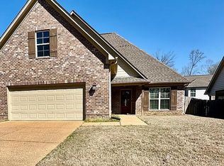 105 Bent Brook Ridge St, Starkville, MS 39759