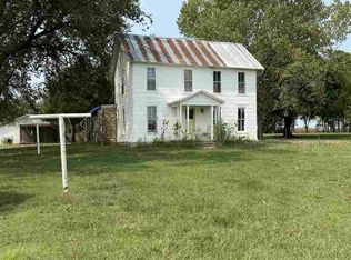 273 E 550th Rd, Overbrook, KS 66524