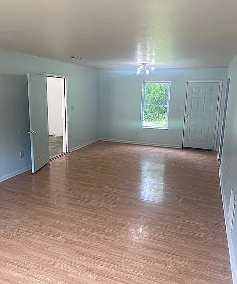 1299 Crescent Ct — Photo 18