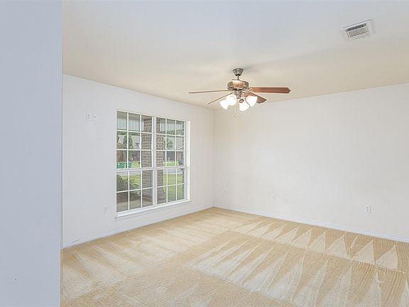 5th image of 6028 Blair Cir