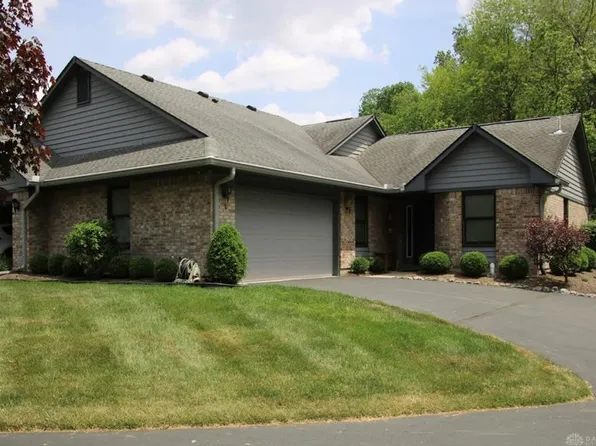 2222 Tall Timber Ct, Fairborn, OH 45324