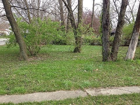 3rd image of 3209 N Euclid Ave