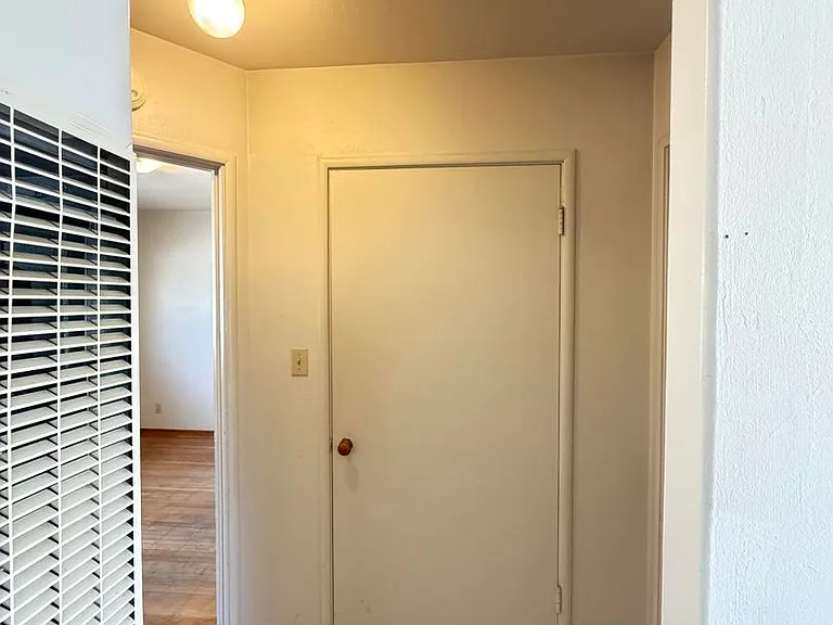 332 Pacific Ave — Photo 16