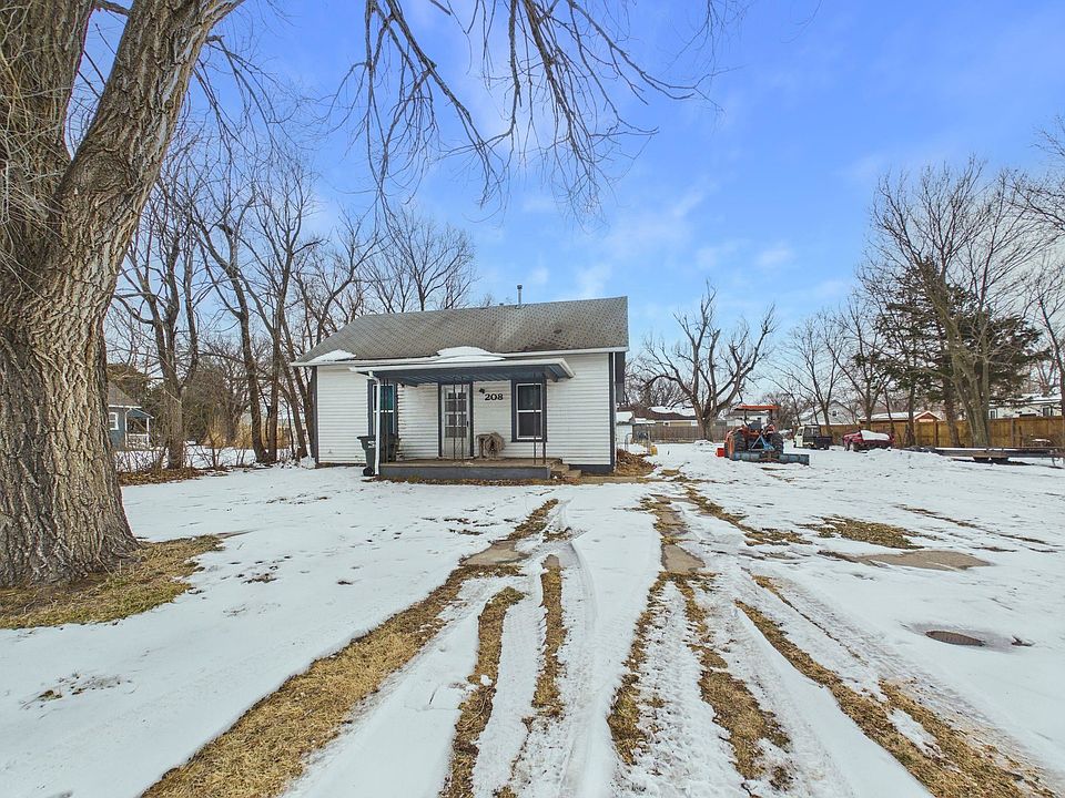 1st image of 208 S Sedgwick Ave