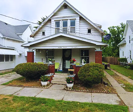 1456 Vance St