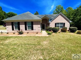 104 Manor Pl, Commerce, GA 30530