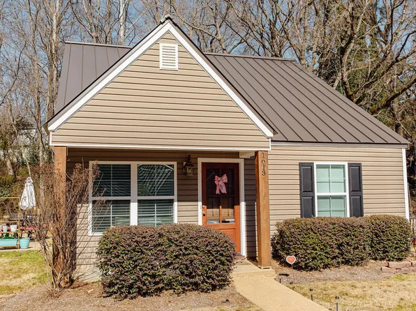 1613 Oxford Pl, Oxford, MS 38655