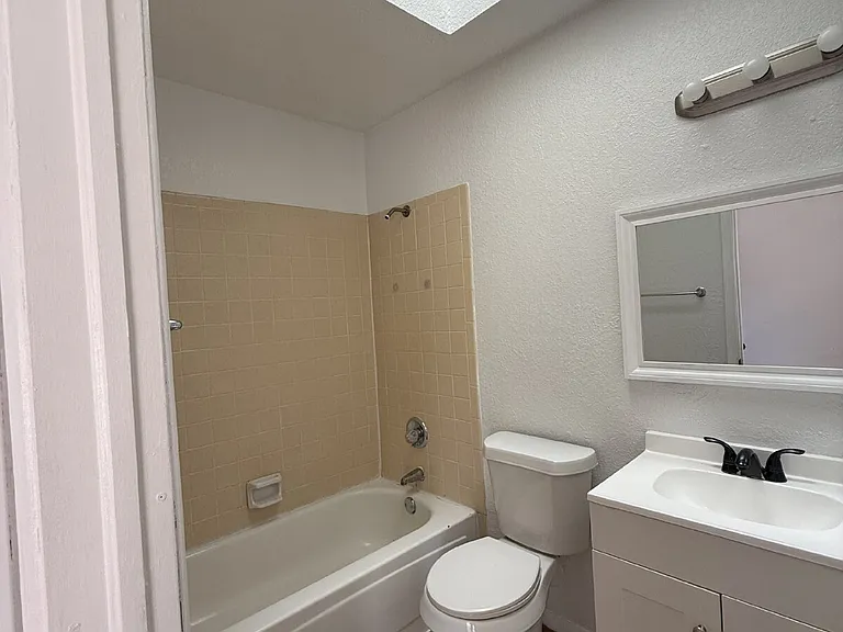 1670 Jones Ln — Photo 23