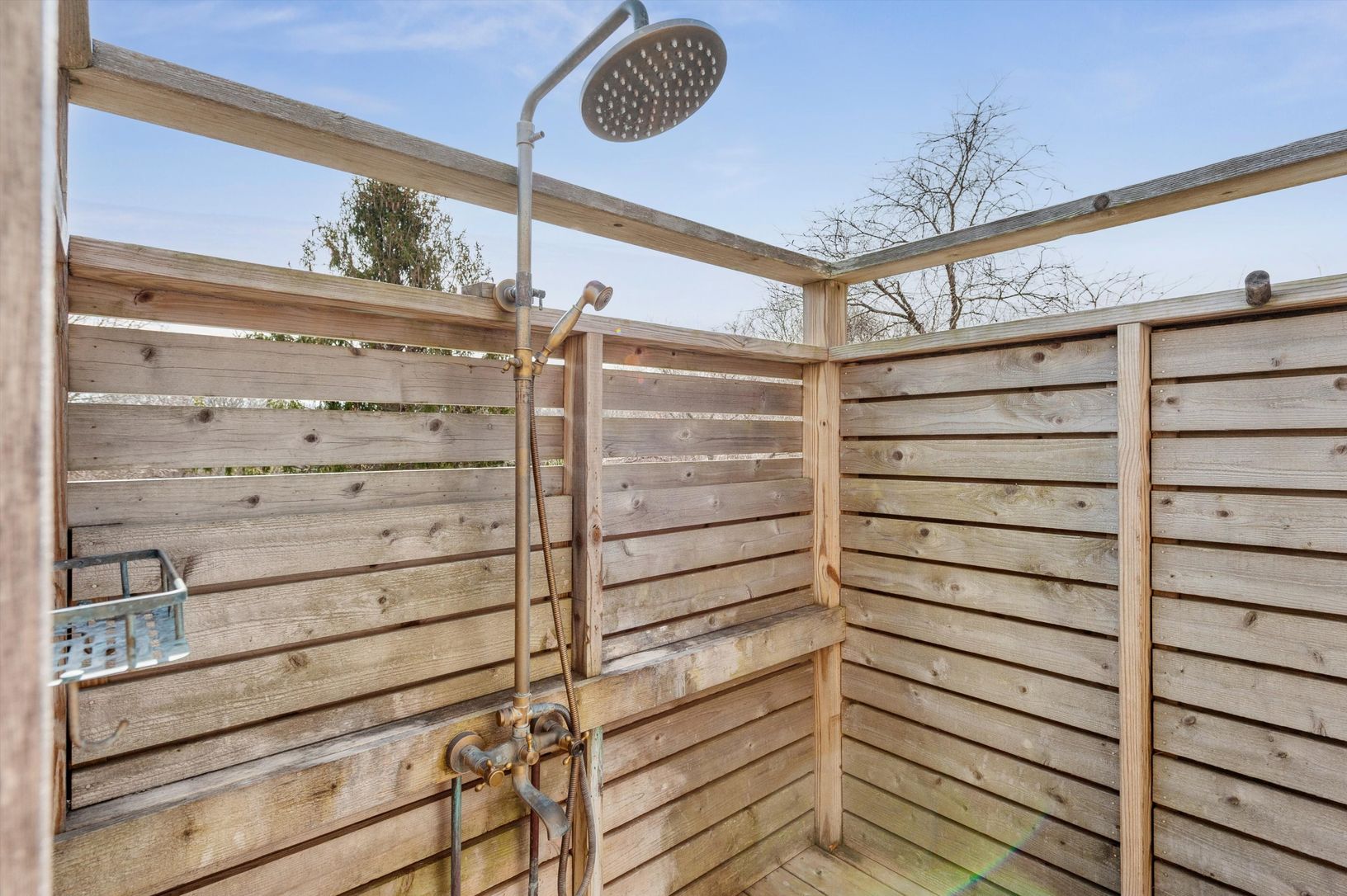  Outdoor Shower