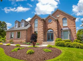 154 Bittersweet Cir, Venetia, PA 15367