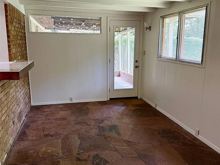 5510 Delwood Dr — Photo 12
