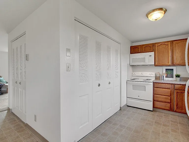 Apartments at Waterford — Photo 103