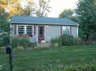 3 10th St, Nashua, NH 03060