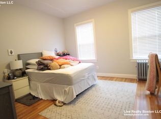 20 Verndale St #2, Brookline, MA 02446