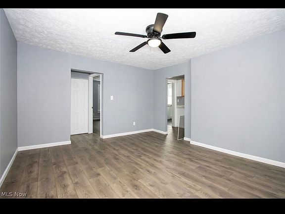 4th image of 442 Main St #1 & 2