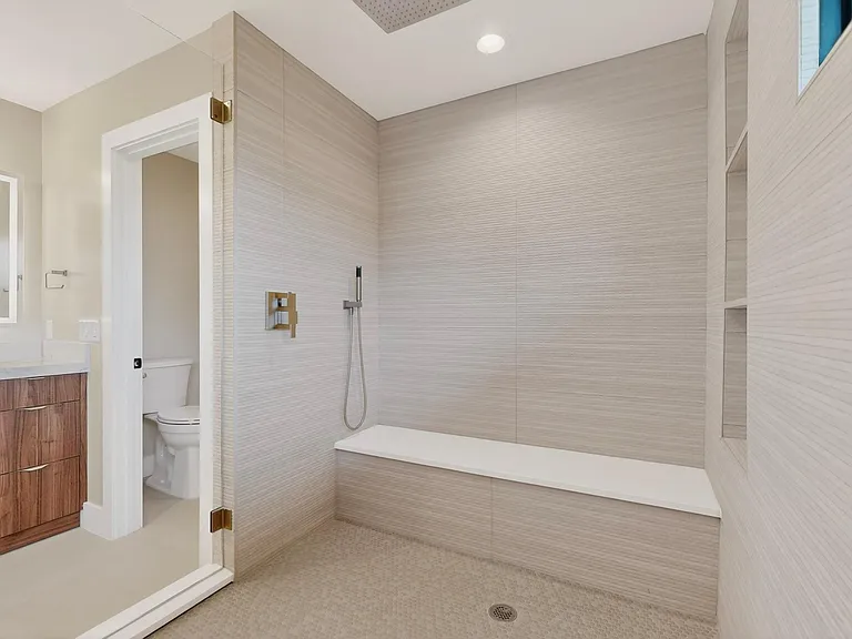 5018 Highland Ct — Photo 14