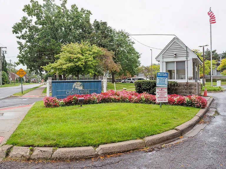 Grayhaven Marina Village - Apartments & Townhomes — Photo 39