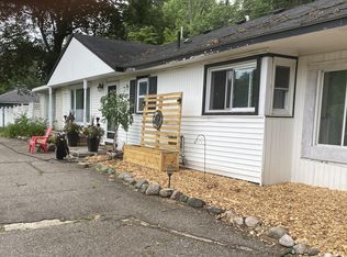 22333 Leewright Ave, Southfield, MI 48033