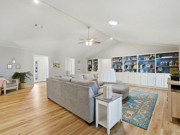 3rd image of 4271 Heart Pine Cir