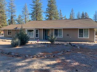 6009 Center Pl, Weed, CA 96094