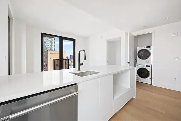 Rented by Living New York | media 9