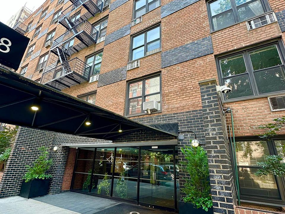 1st image of 88 Bleecker St APT 1S