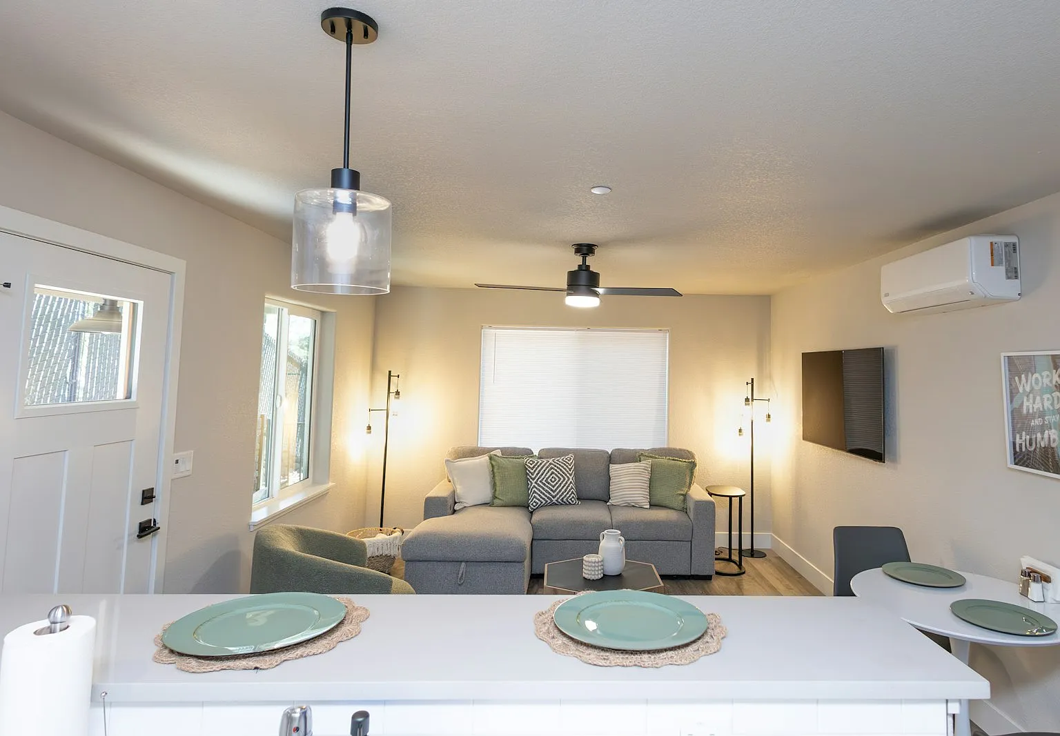 2710 Commons Pl, Unit 1 — Photo 2