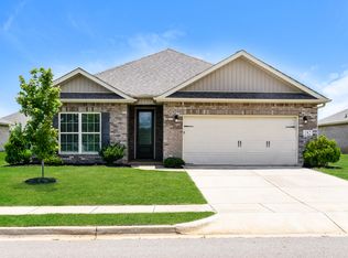 182 Cherry Laurel Dr, Hazel Green, AL 35750
