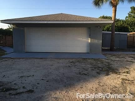 3rd image of 11322 Fredrica Ave