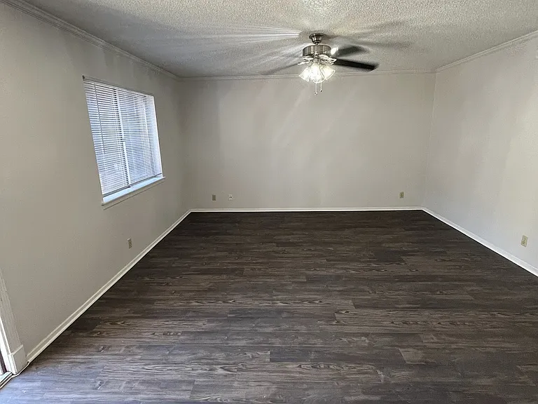 Juniper Springs Apartments — Photo 102