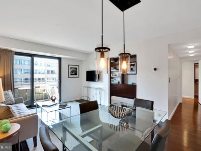 1401 17th St NW APT 804, Washington, DC, 20036