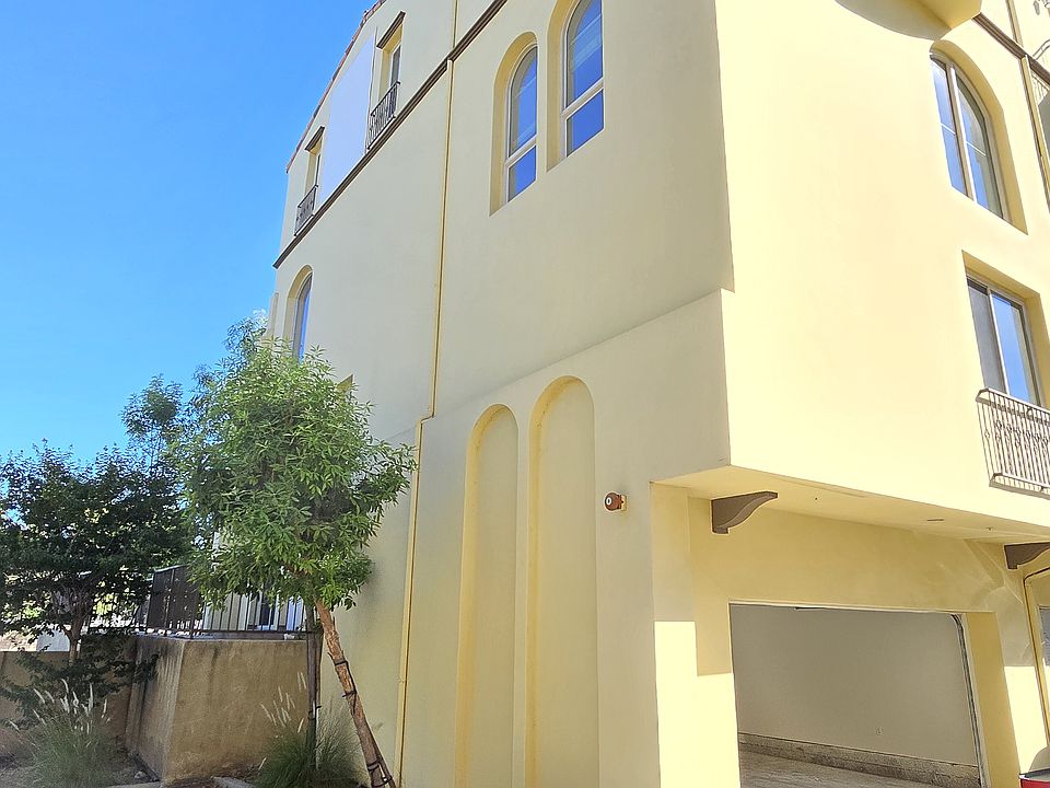 23105 Sherman Way West Hills CA Zillow