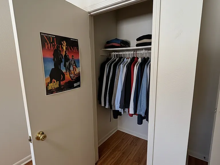 3415 Town Country Ave #B5 — Photo 6