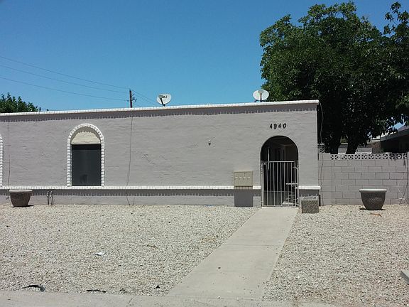 2nd image of 4940 E Holly St APT B