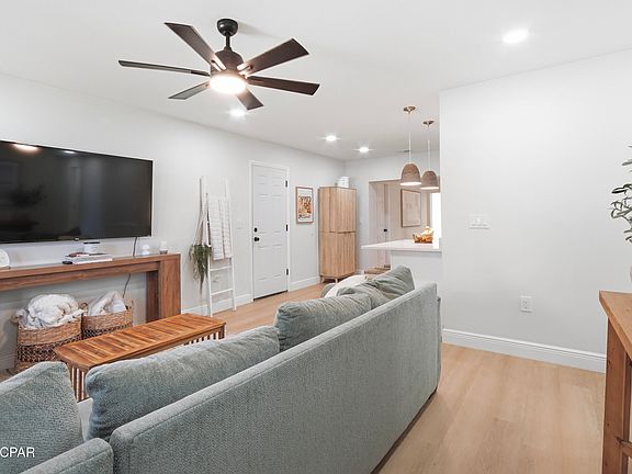 4th image of 108 Moody Dr