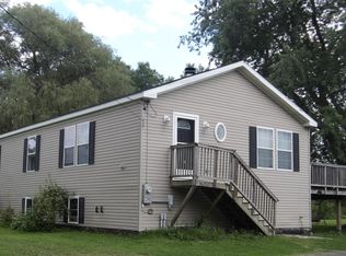 98 New County Rd, Rockland, ME 04841