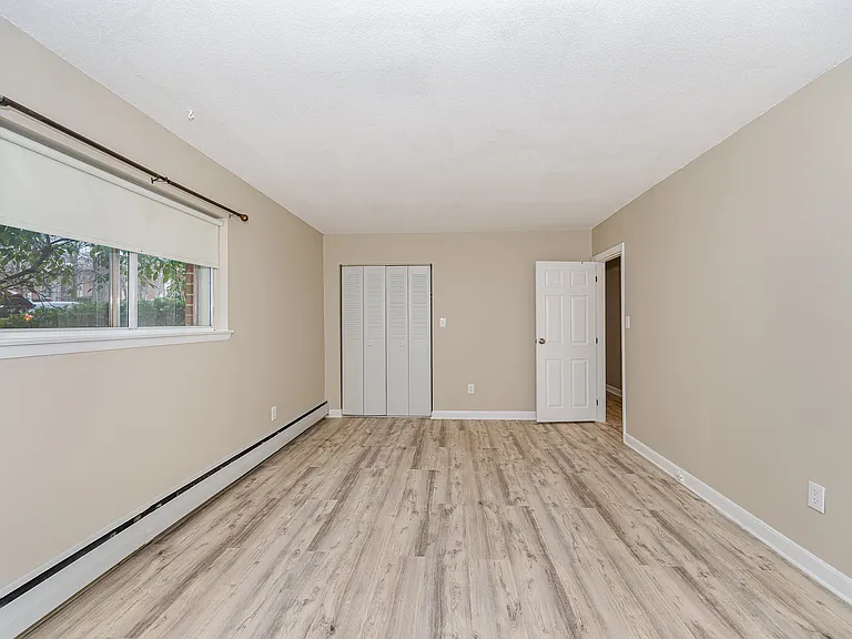 11 Crescent Dr #2 — Photo 23