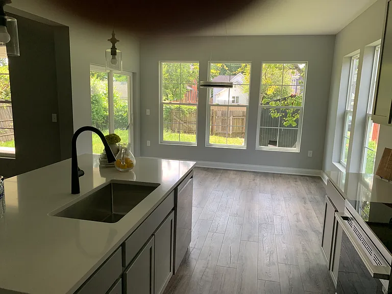 60 Oak St — Photo 10