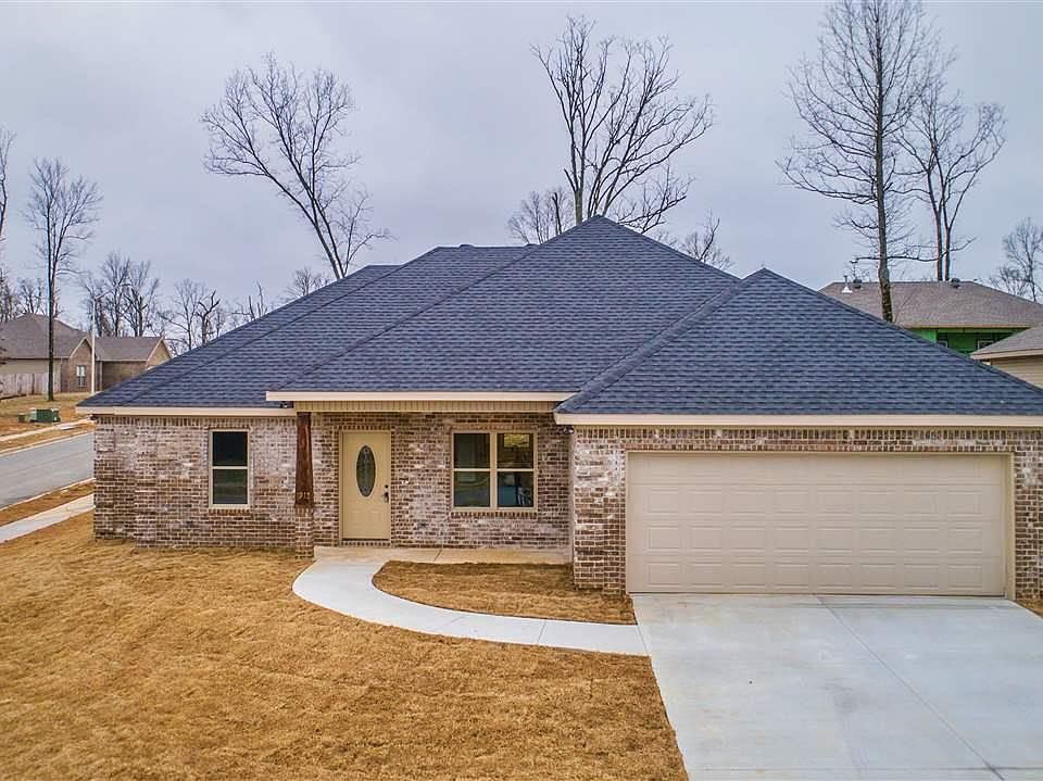 1st image of 1915 Whitehaven Dr