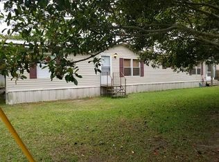 1913 Lynn Ave, Nashville, GA 31639