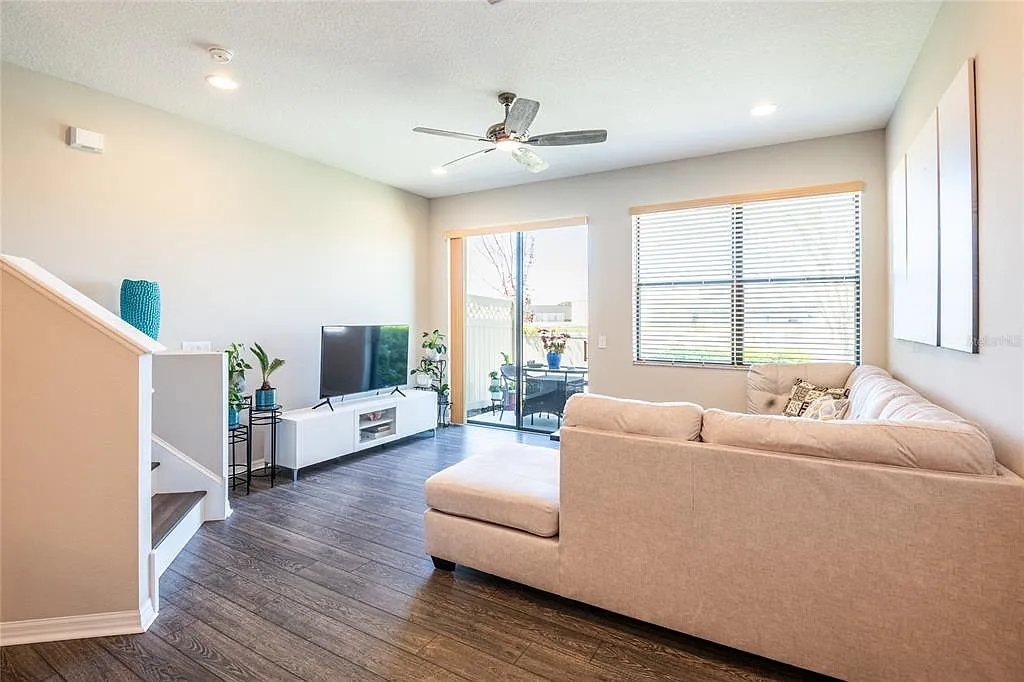 2 bed, 2.5 bath, 1632 sqft, $2,600 — Photo 4
