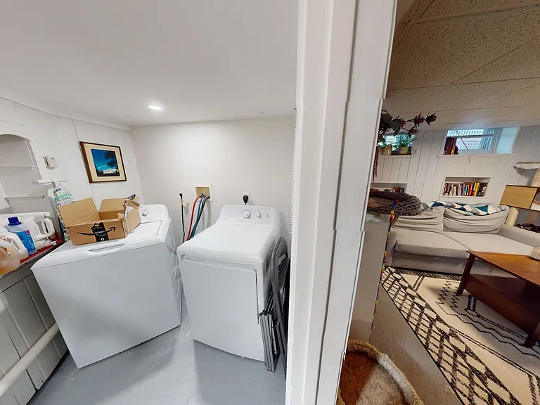 208 Canner St — Photo 38