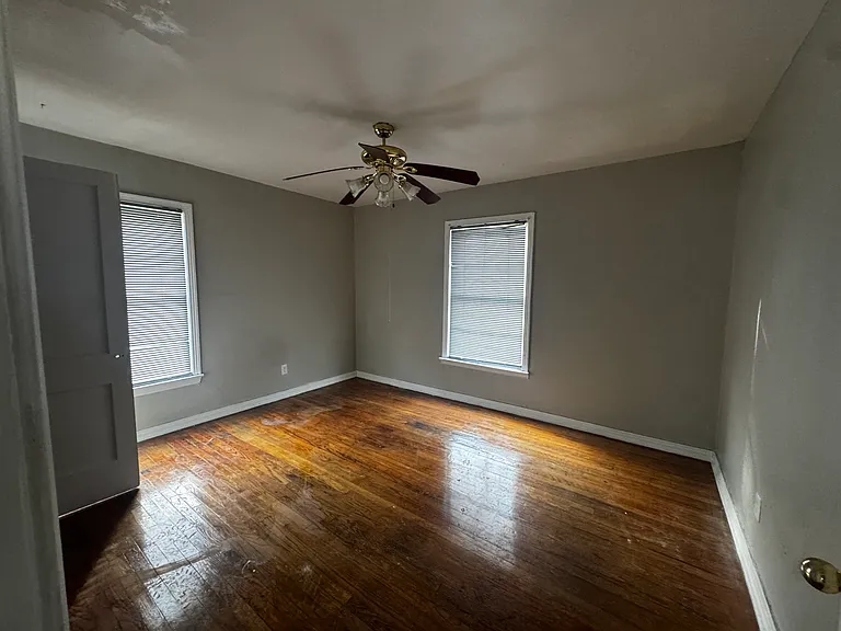 3519 Cedar Lake Dr — Photo 6