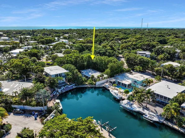 228-230 Apache St, Tavernier, FL 33070