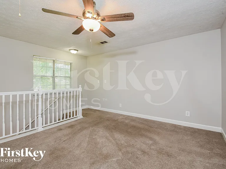 5664 Perk St — Photo 11