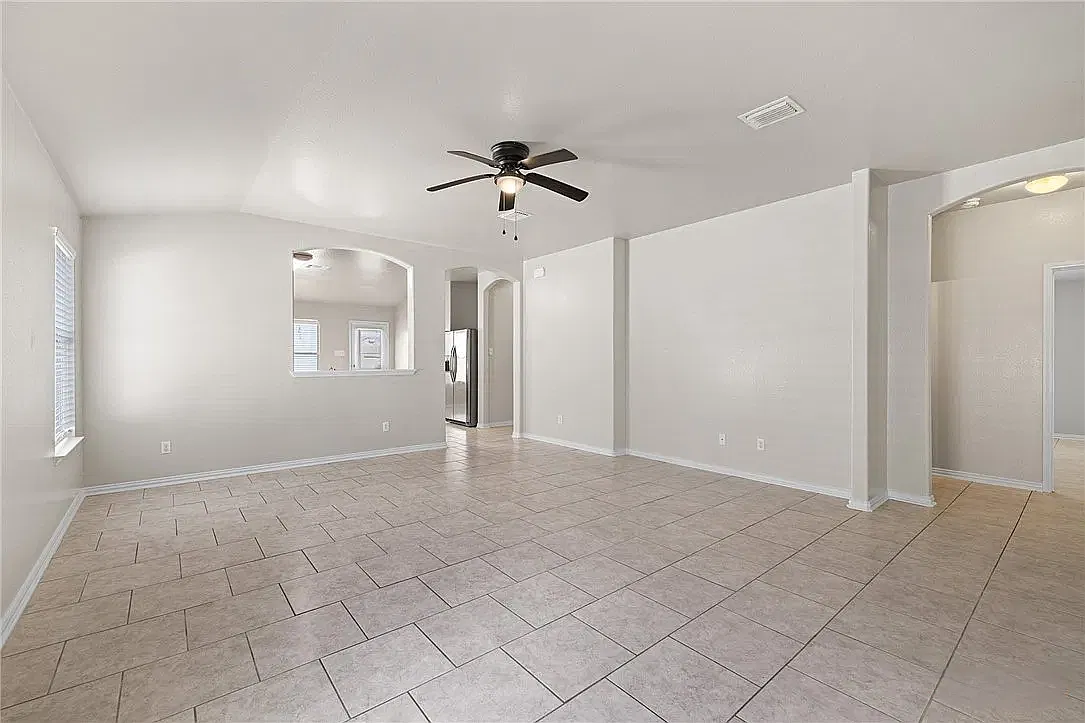 3 bed, 1680 sqft, $1,750 — Photo 4