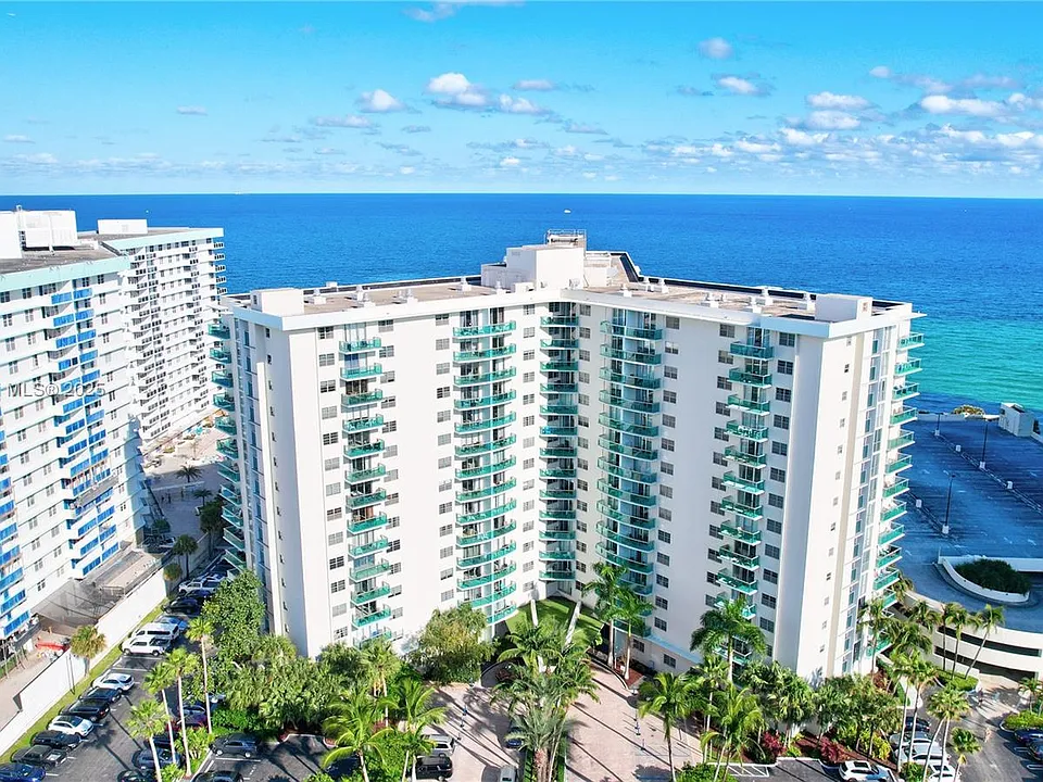 3801 S Ocean Dr #6Z