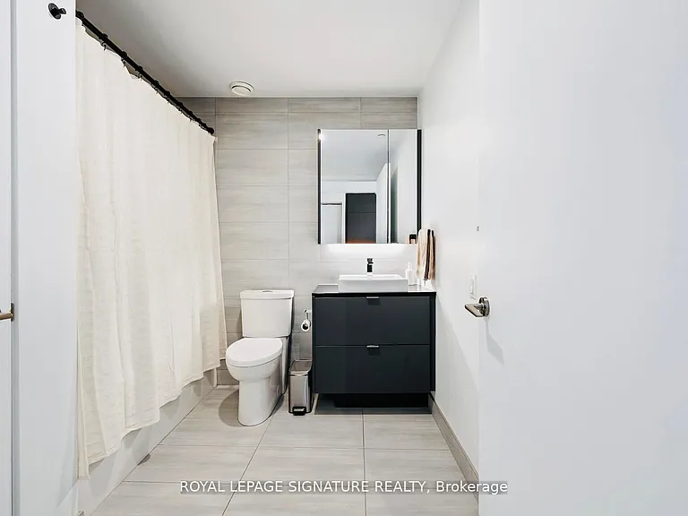 7 Smith Cres #411 — Photo 10